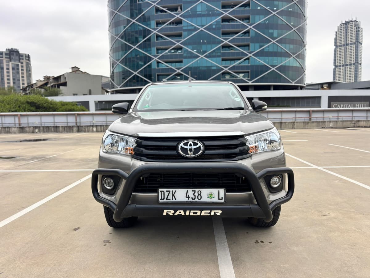 2016 Toyota Land Cruiser Prado - Image 2