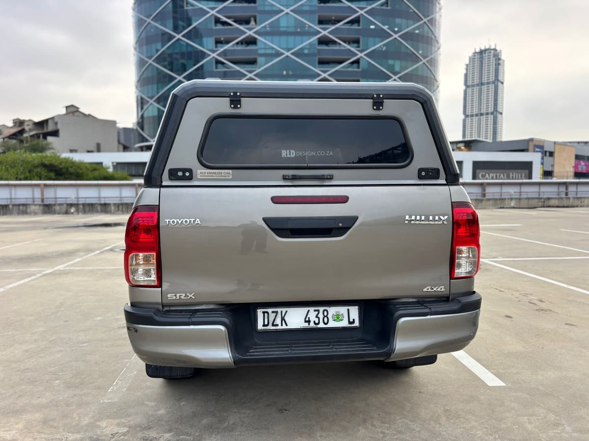 2016 Toyota Land Cruiser Prado - Image 3