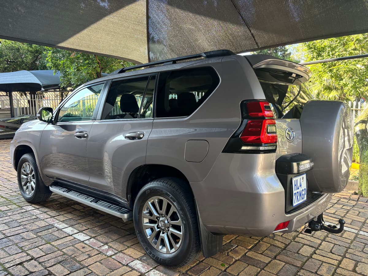 2019 Toyota Landcruiser Prado VX-L 3.0D - View 1